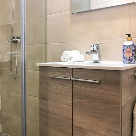 Golden • A/c - Appartement